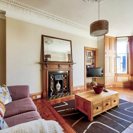 Guestready - Central & Comfortable 2Br Apartment Edinburgh Exterior photo