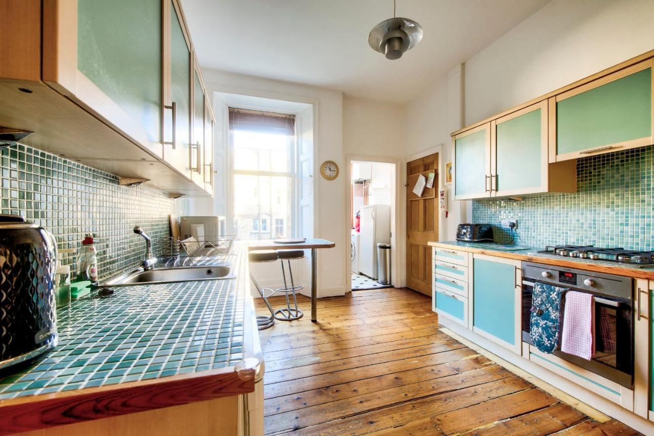 Guestready - Central & Comfortable 2Br Apartment Edinburgh Exterior photo