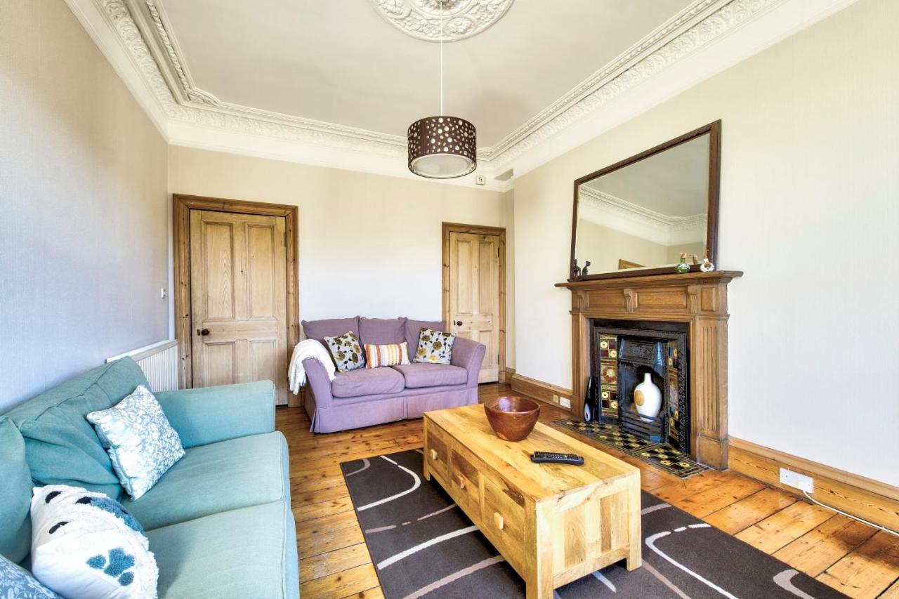 Guestready - Central & Comfortable 2Br Apartment Edinburgh Exterior photo